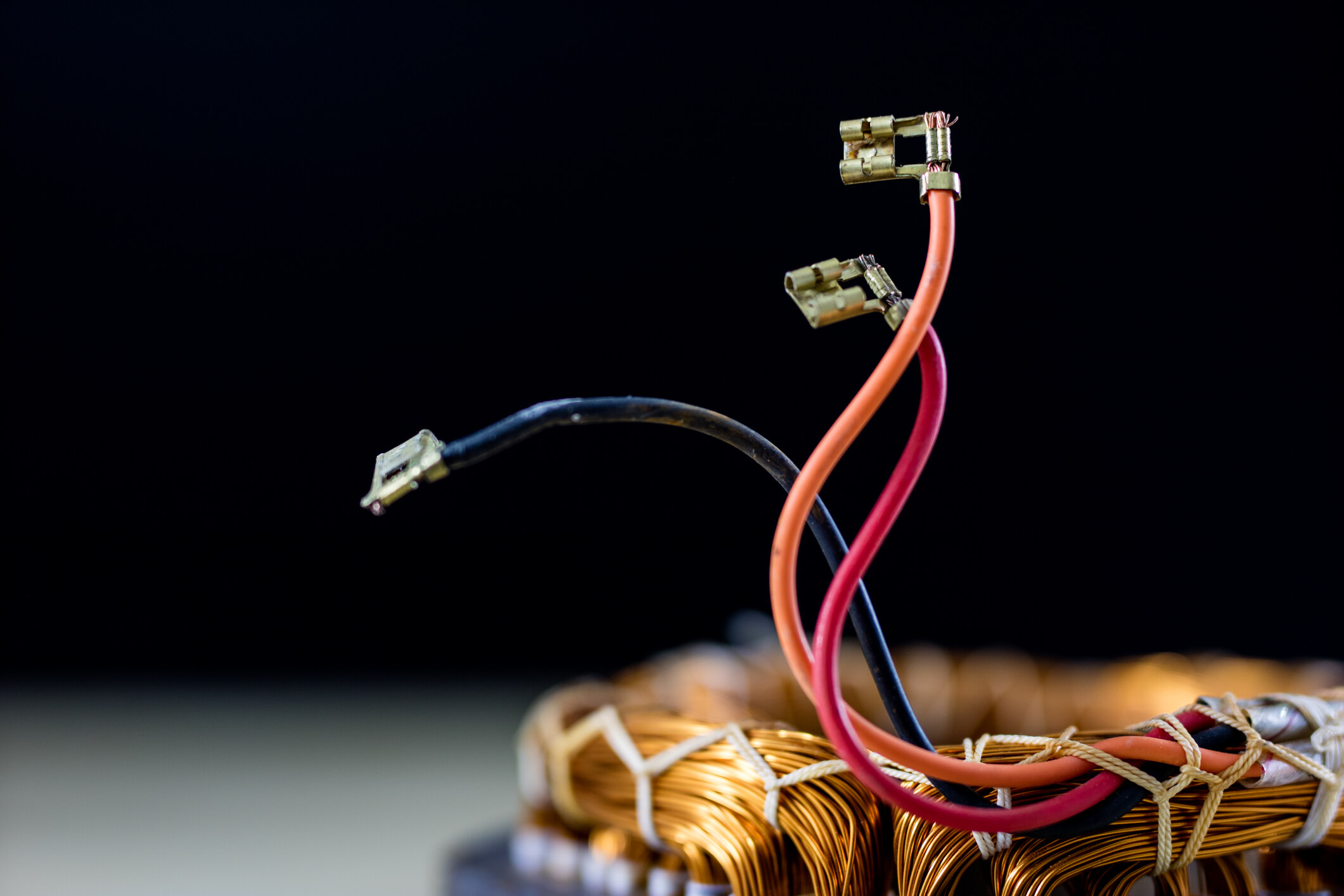 How Does a Flyback Transformer Work?